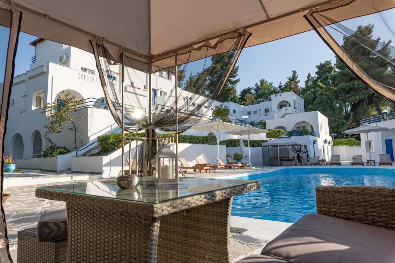 Theo Bungalows Boutique Hotel 크리오피지 외부 사진