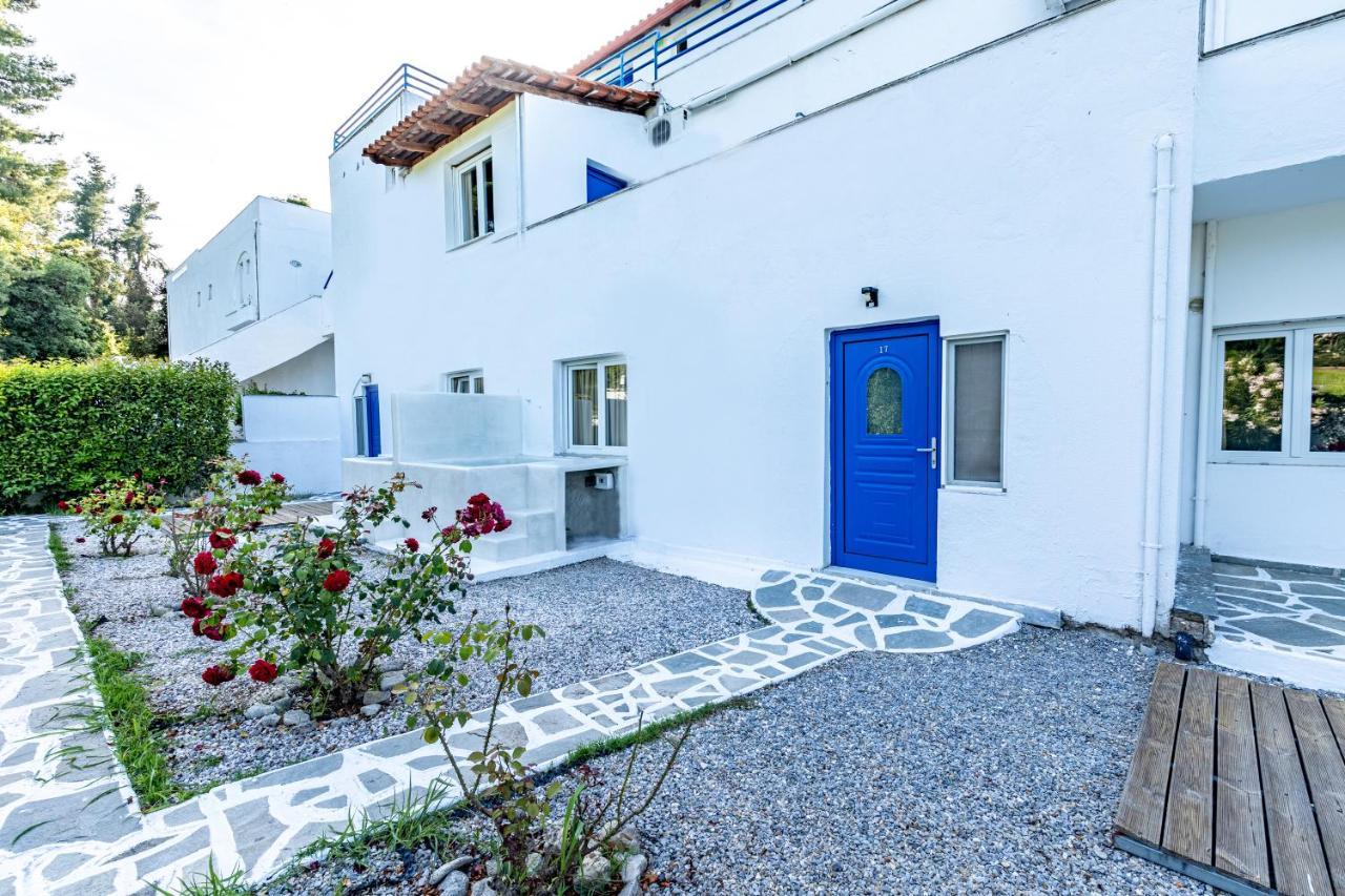 Theo Bungalows Boutique Hotel 크리오피지 외부 사진