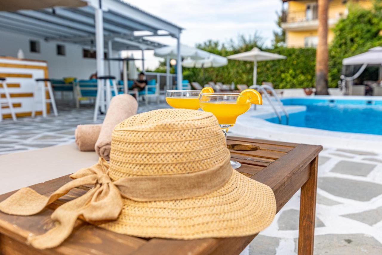 Theo Bungalows Boutique Hotel 크리오피지 외부 사진