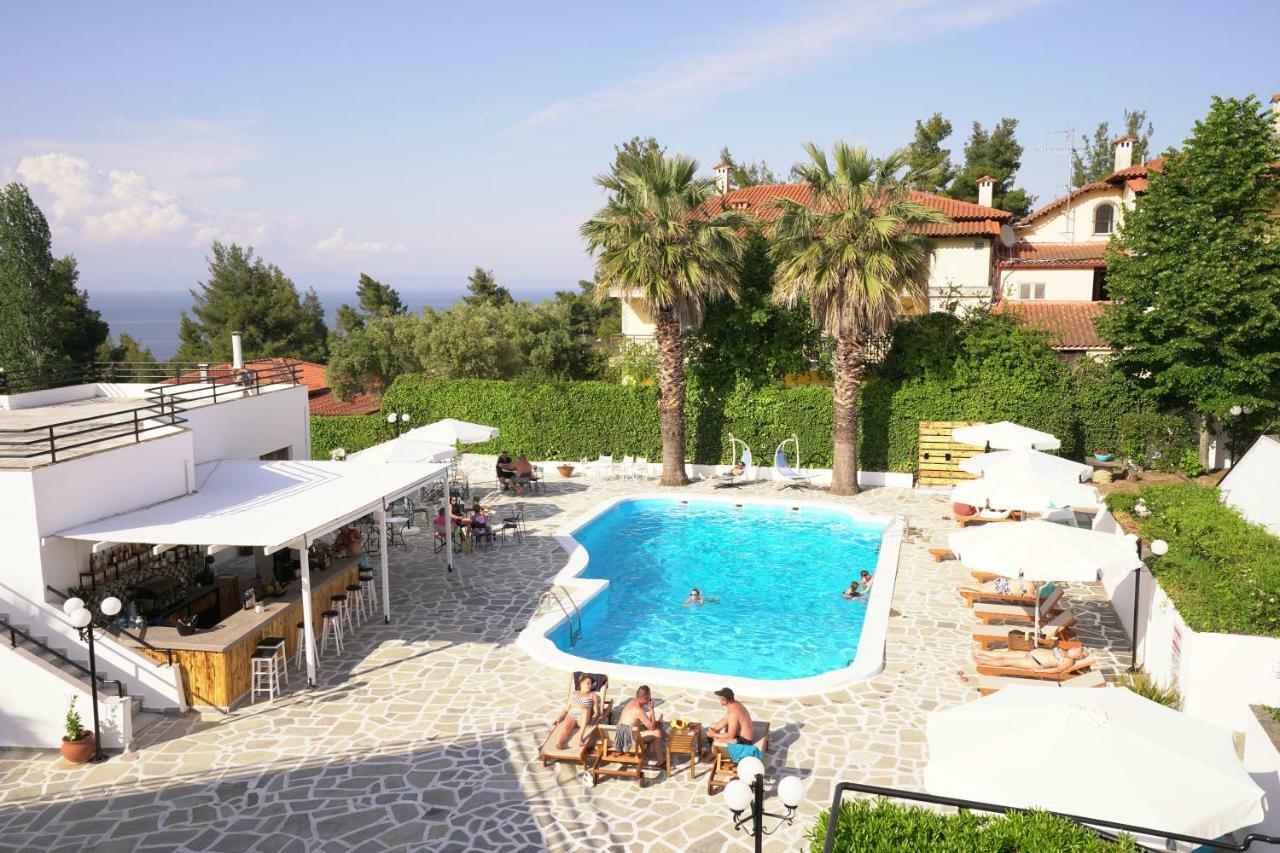Theo Bungalows Boutique Hotel 크리오피지 외부 사진